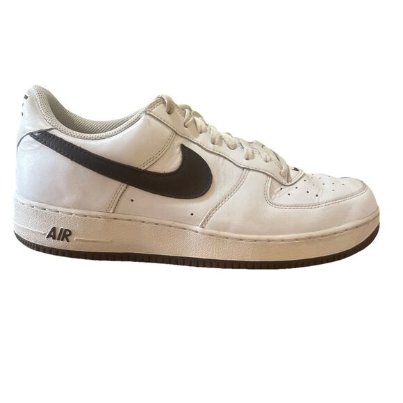 NIKE AIR FORCE 1 LOW RETRO MEN'S WHITE / CHOCOLATE DM0576 100 Sz 13 - Picture 1 of 14